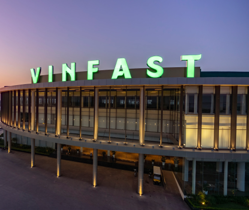 Sales Vinfast Karawaci